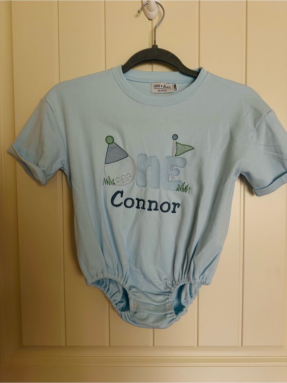 “Connor” embroidered golf birthday bubble